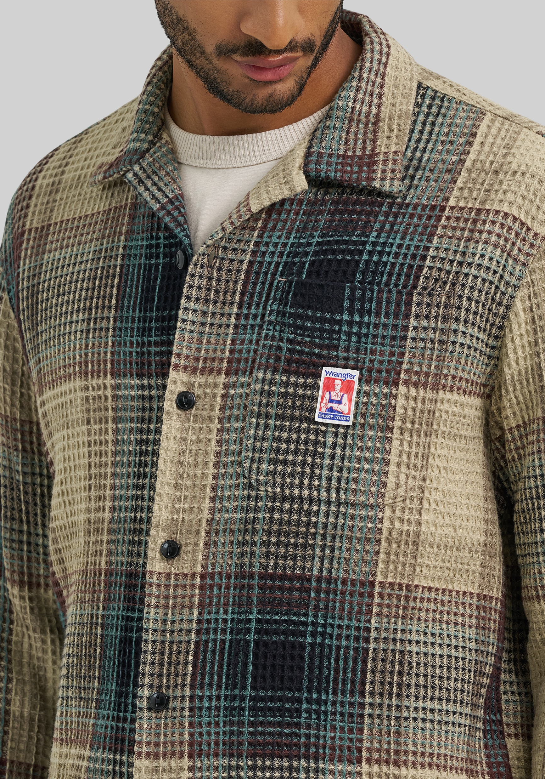 Wrangler Tailored Fit Casey Jones Resort Shirt