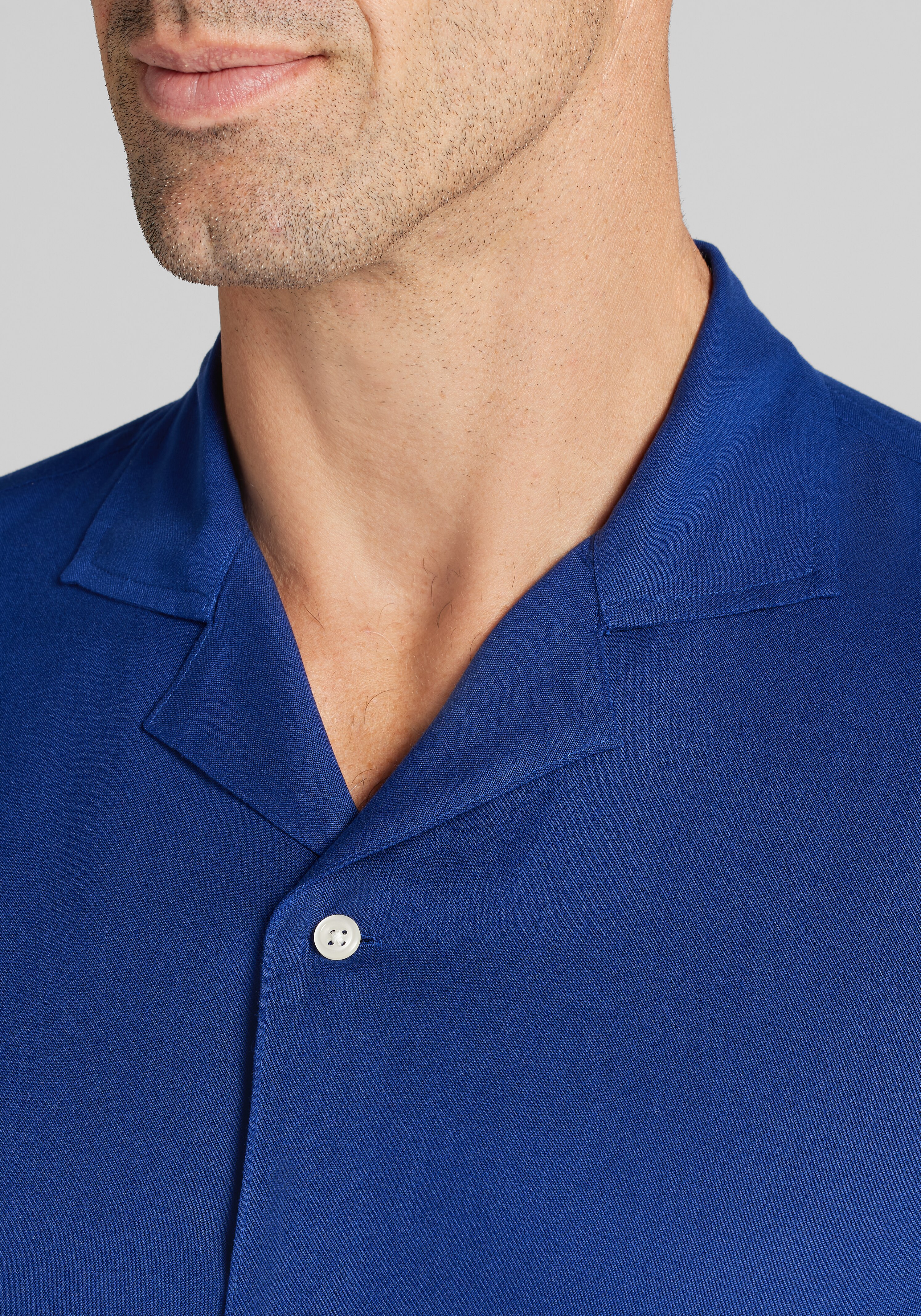 Jos A. Bank Tailored Fit Camp Shirt