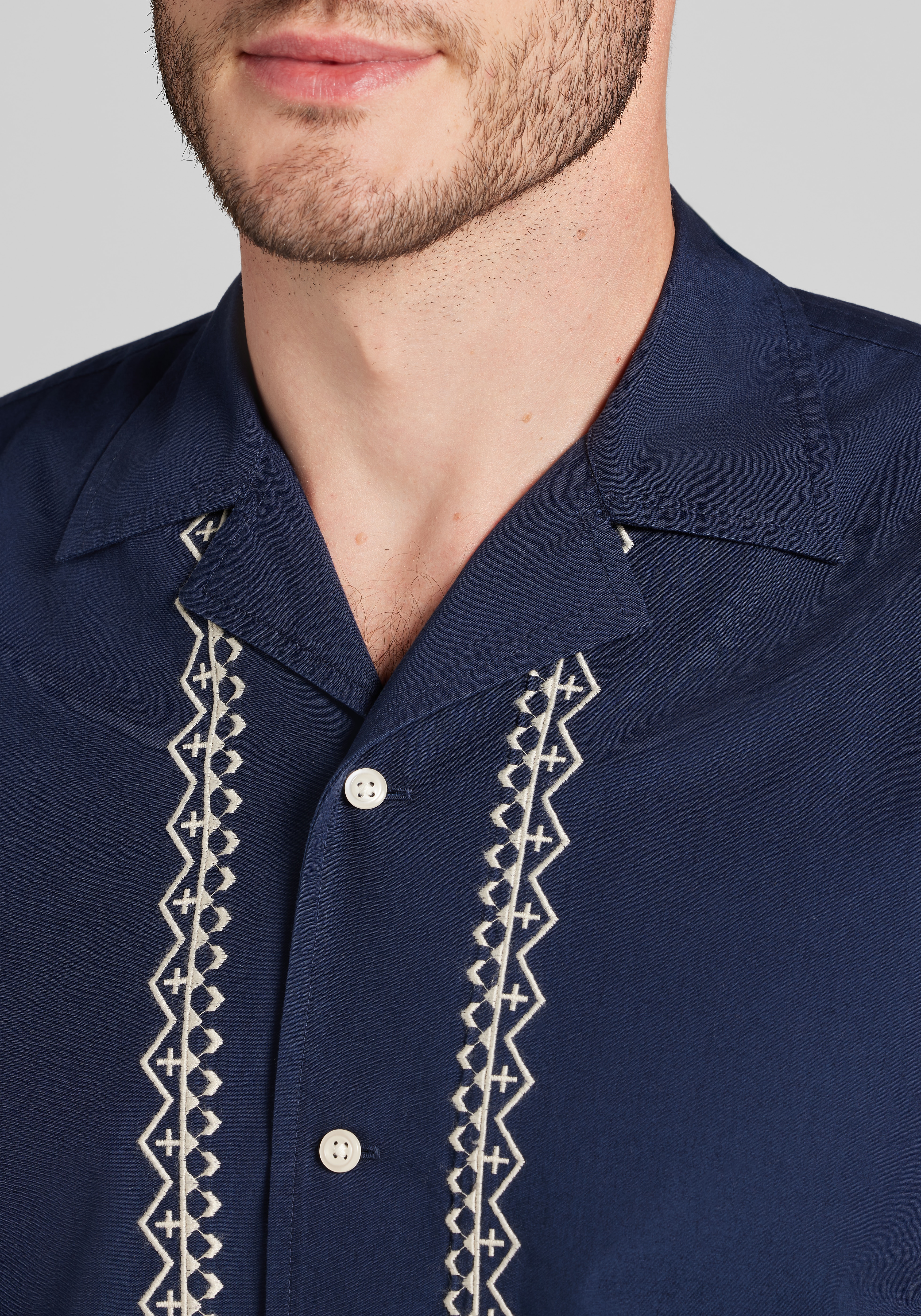 Jos. A. Bank Tailored Fit Border Embroidered Short Sleeve Button Up Shirt