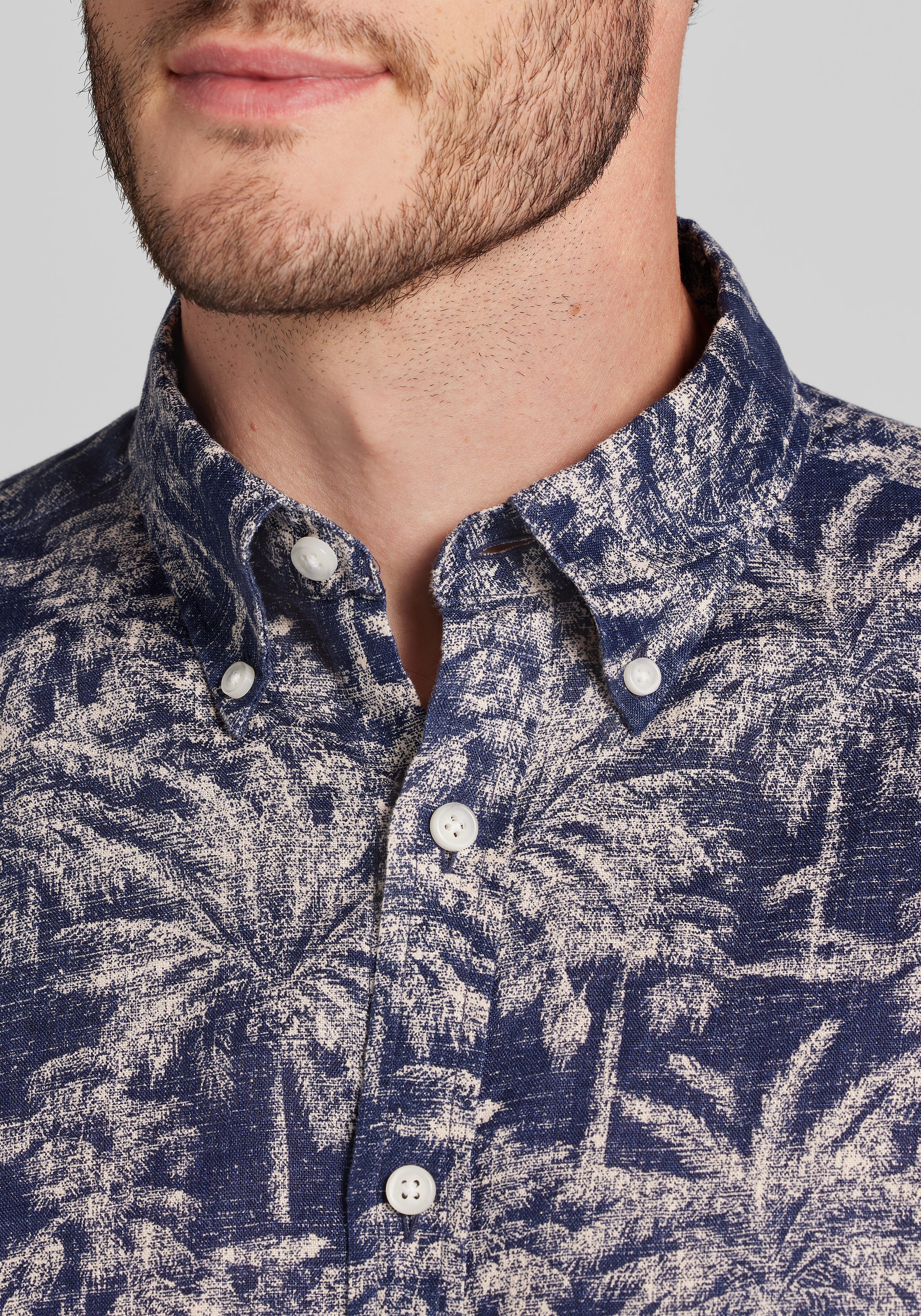 Reserve Collection Tailored Fit Faded Palm Tree Linen Sportshirt