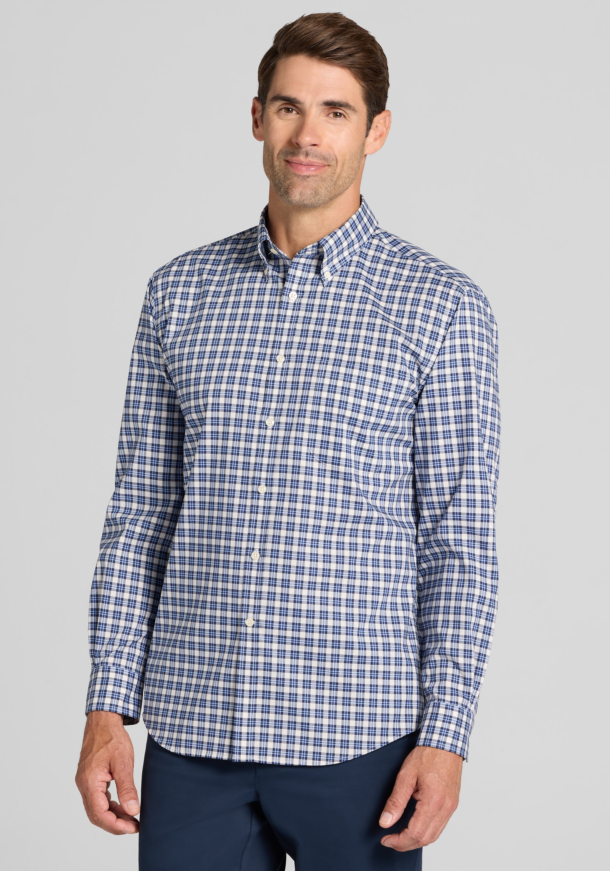 Traveler® Collection Traditional Fit Check Button Up Shirt