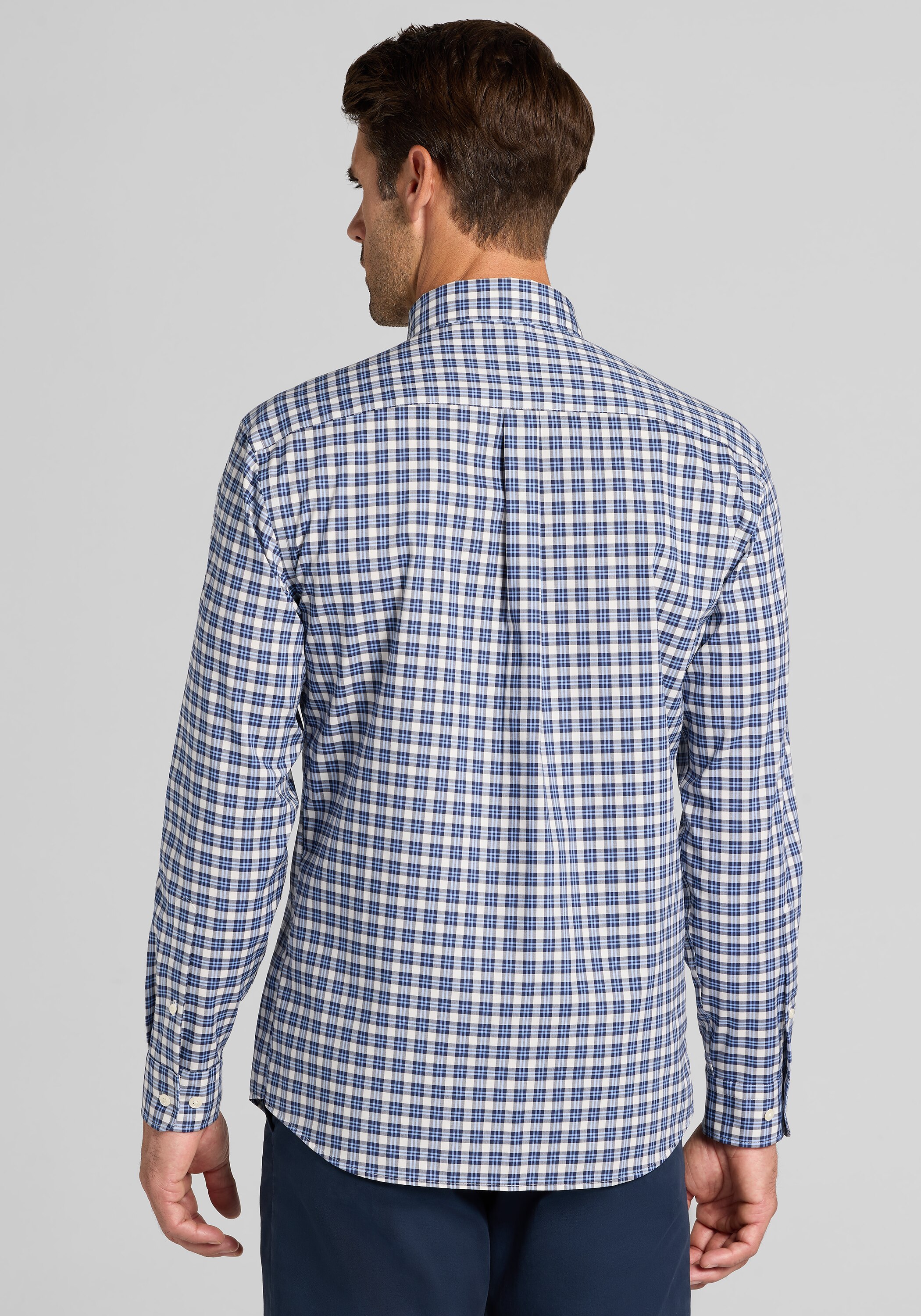 Traveler® Collection Traditional Fit Check Button Up Shirt