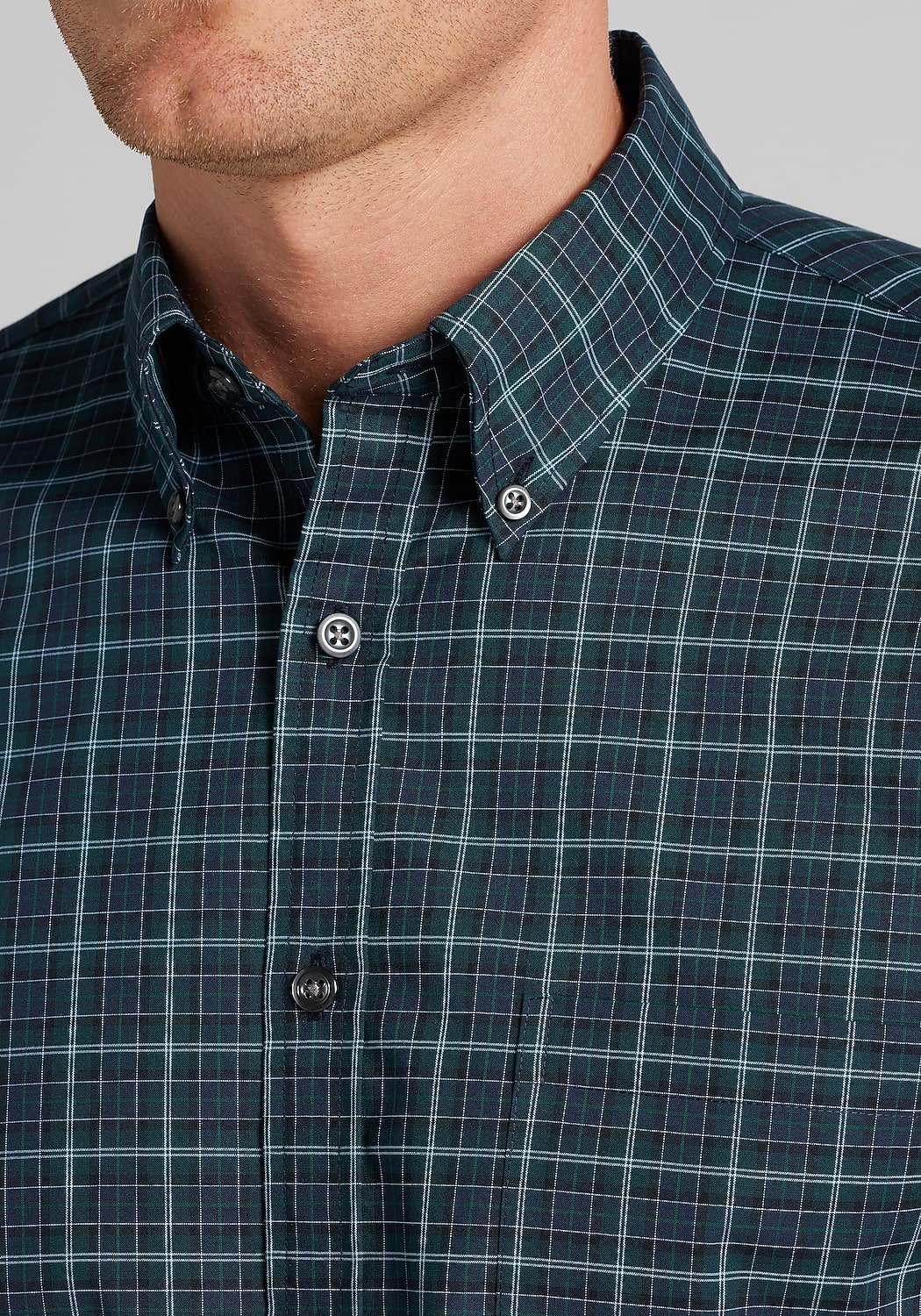 Traveler® Collection Tailored Fit Tartan Plaid Button Up Shirt
