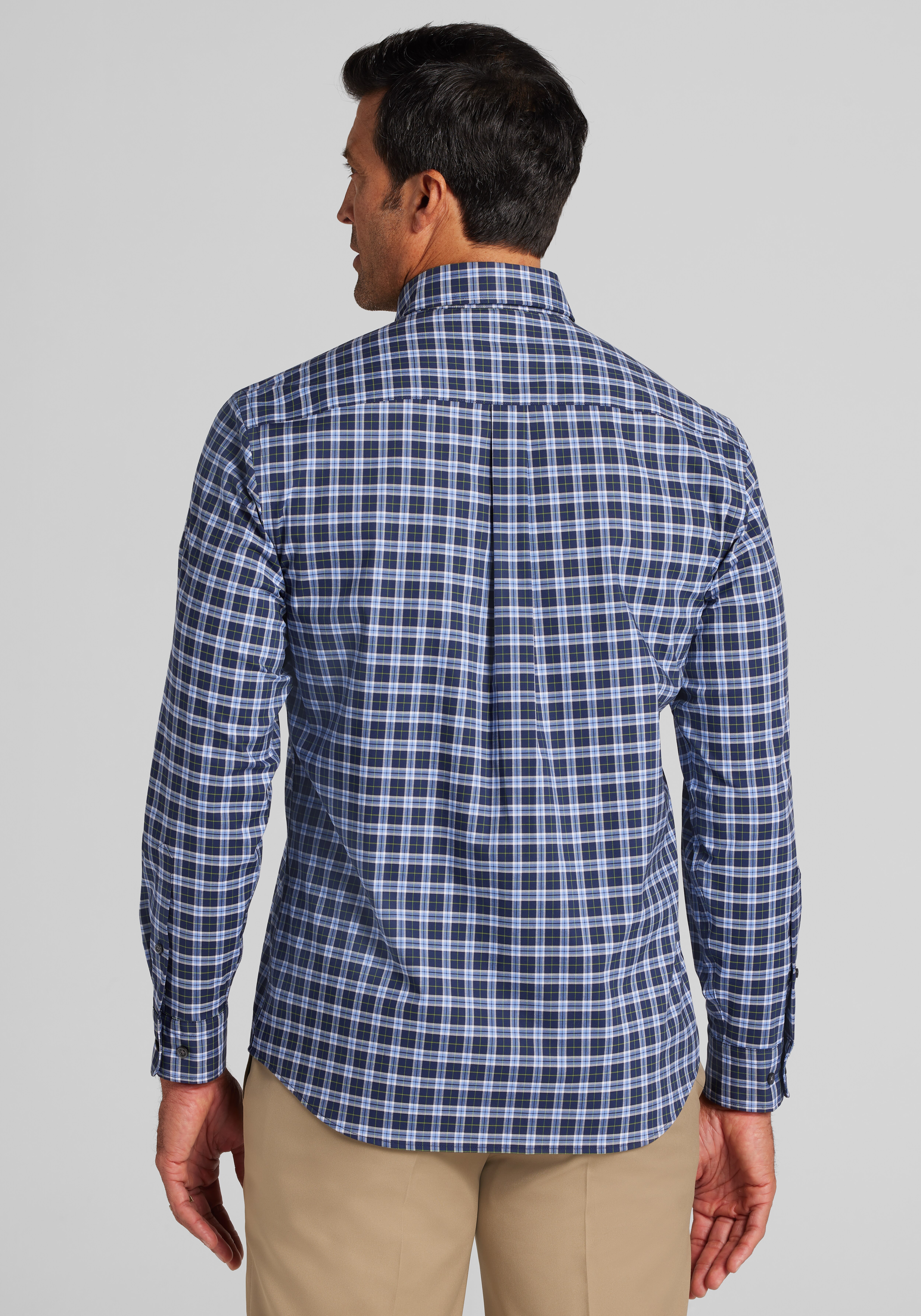 Traveler® Collection Tailored Fit Classic Check Button Up Shirt