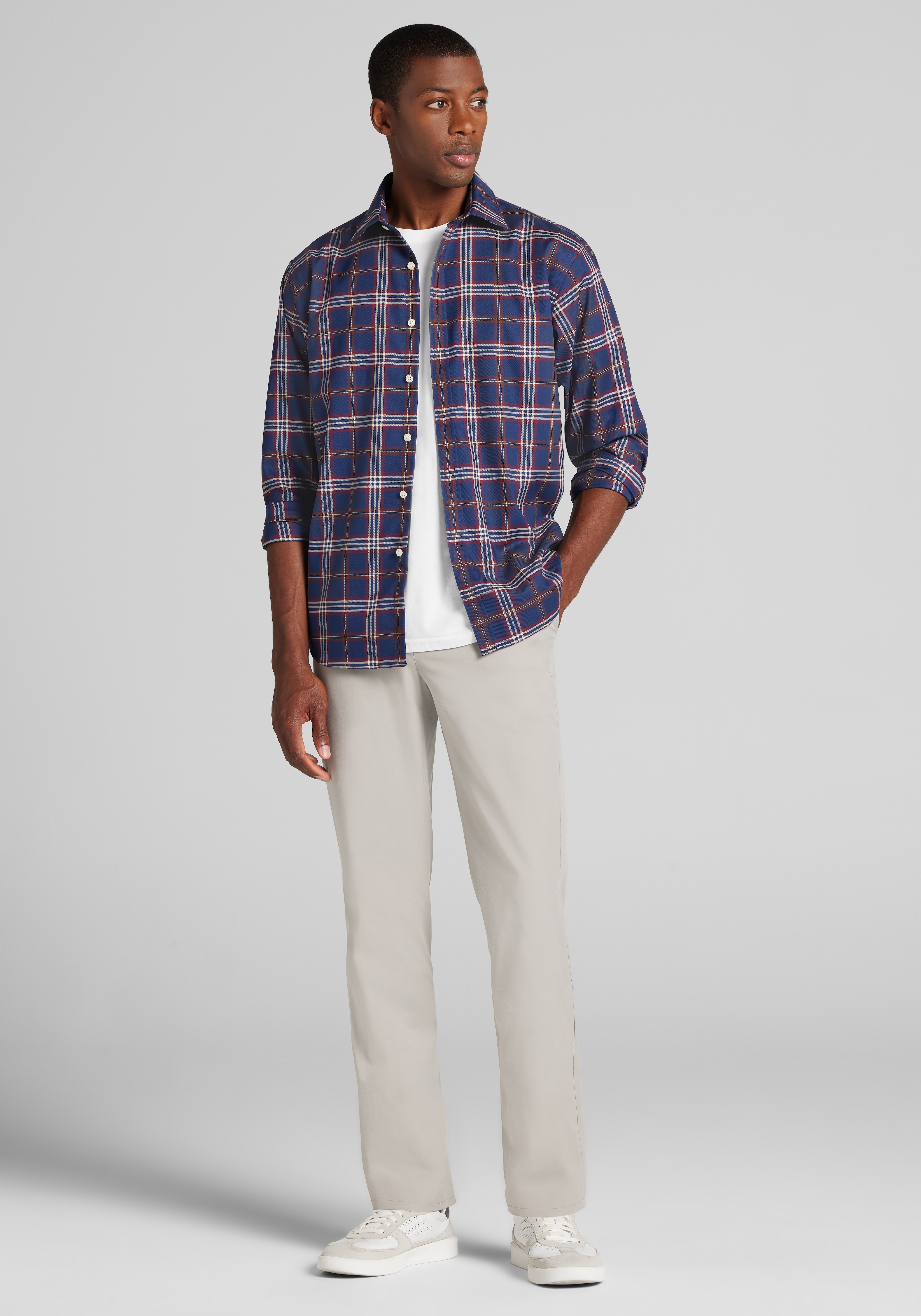 Traveler® Collection Traditional Fit Large Plaid Button Up Shirt