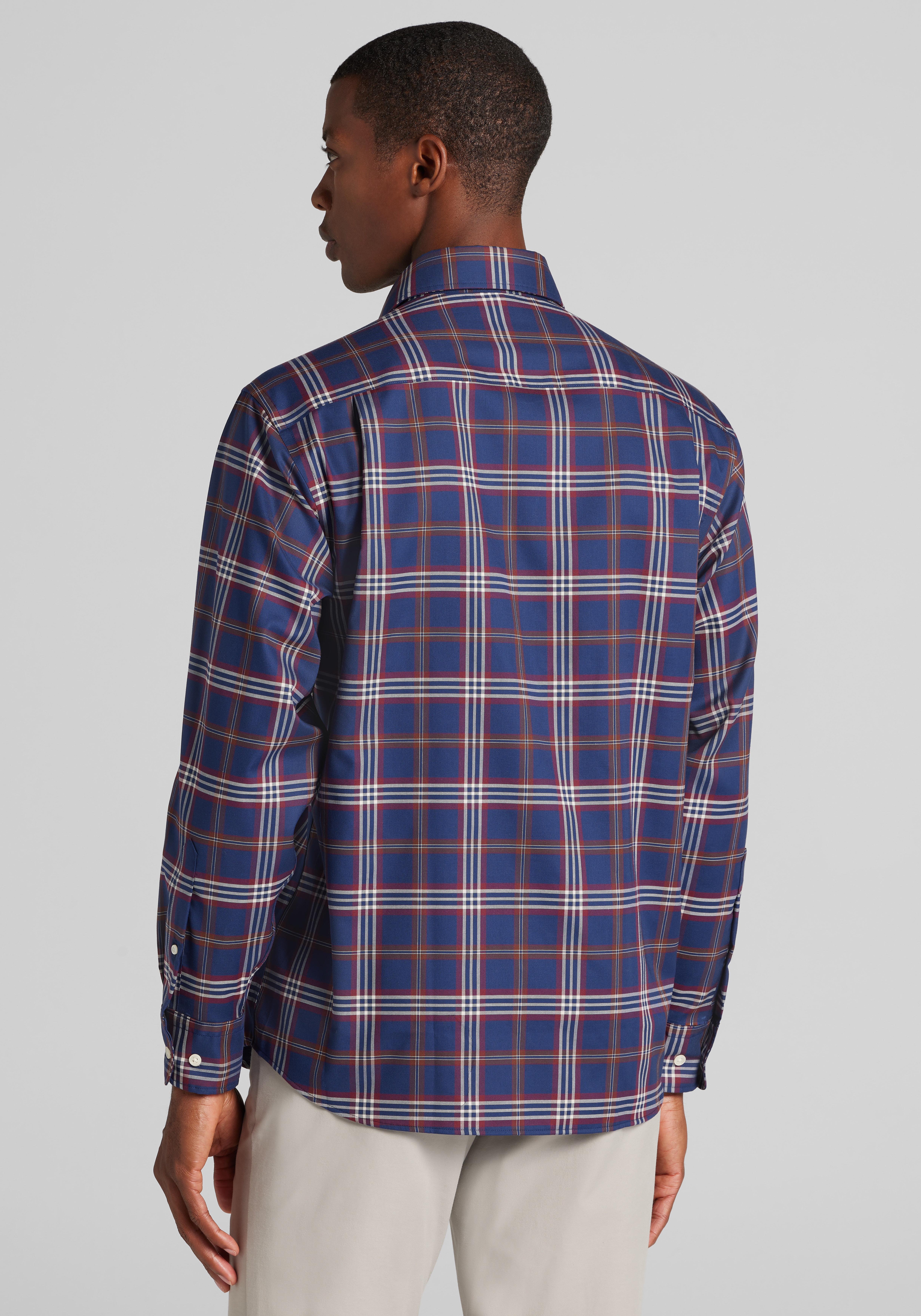 Traveler® Collection Traditional Fit Large Plaid Button Up Shirt
