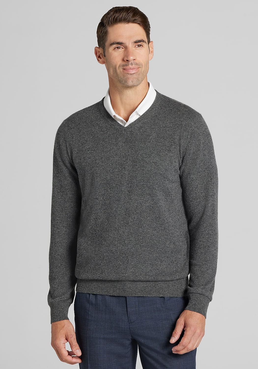 Reserve Collection Tailored Fit Cashmere V-Neck Sweater