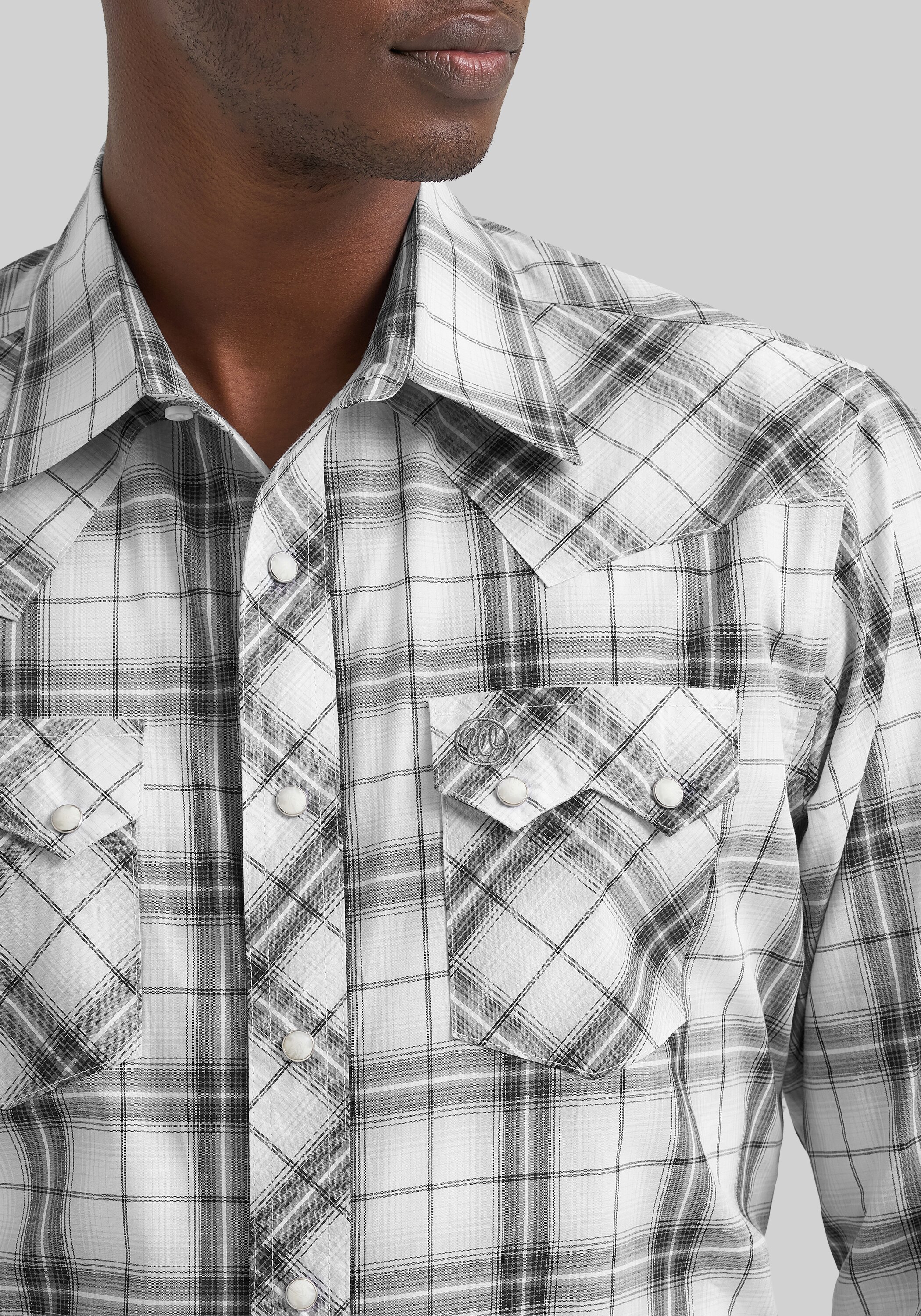 Wrangler Retro Premium Tailored Fit Plaid Western Sportshirt