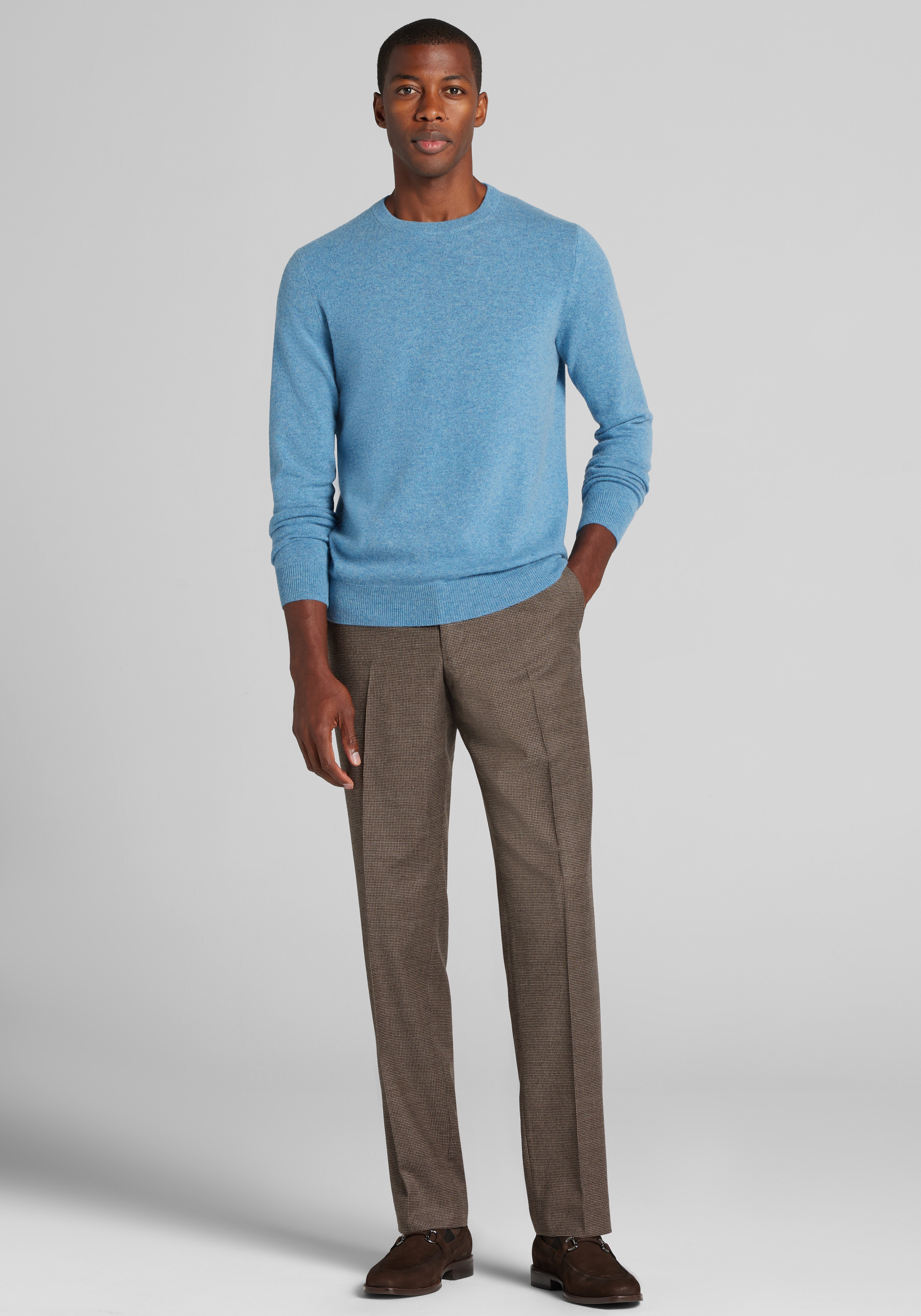 Reserve Collection Tailored Crew Neck Cashmere Sweater