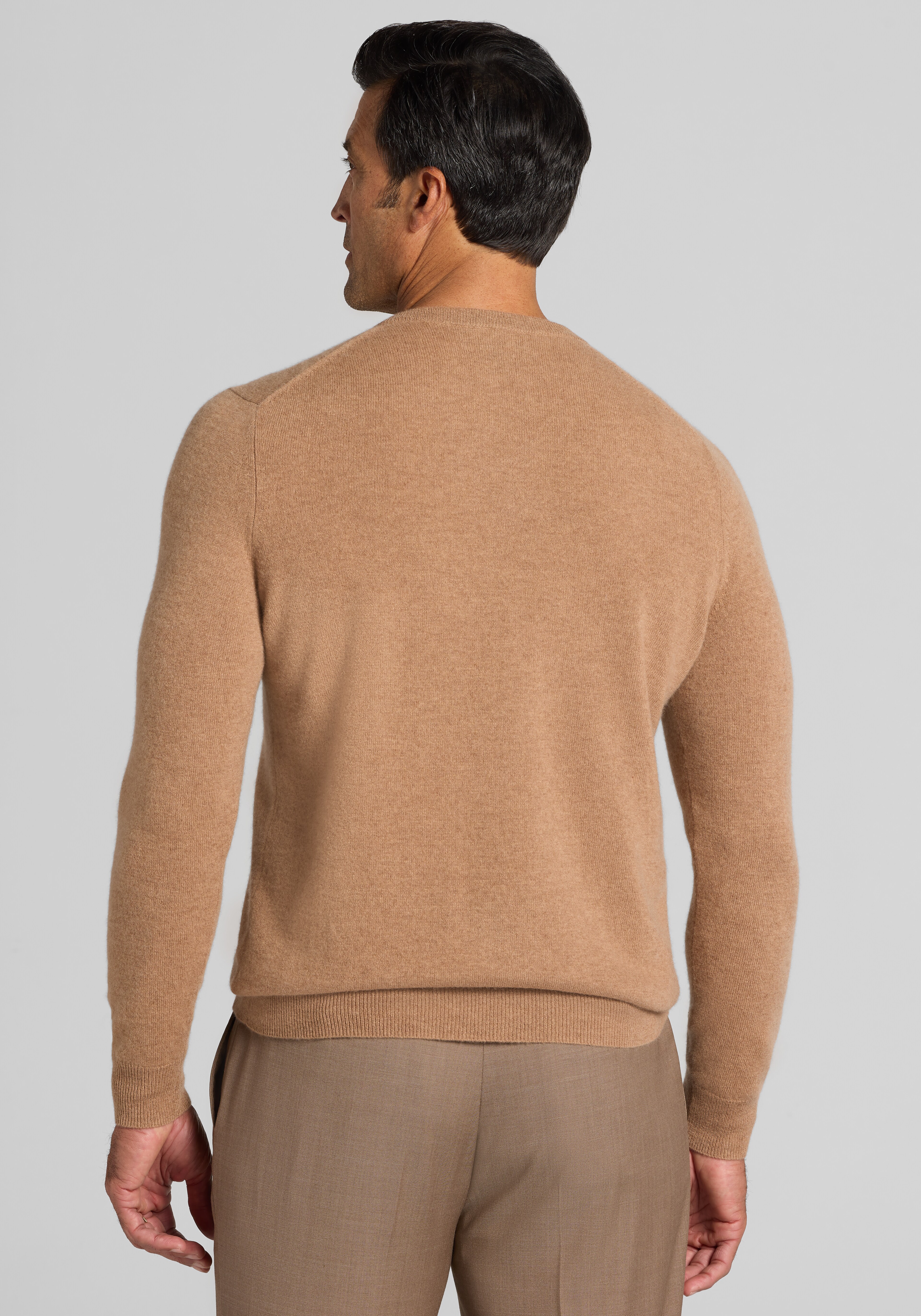 Reserve Tailored Fit V-Neck 100% Cashmere Sweater
