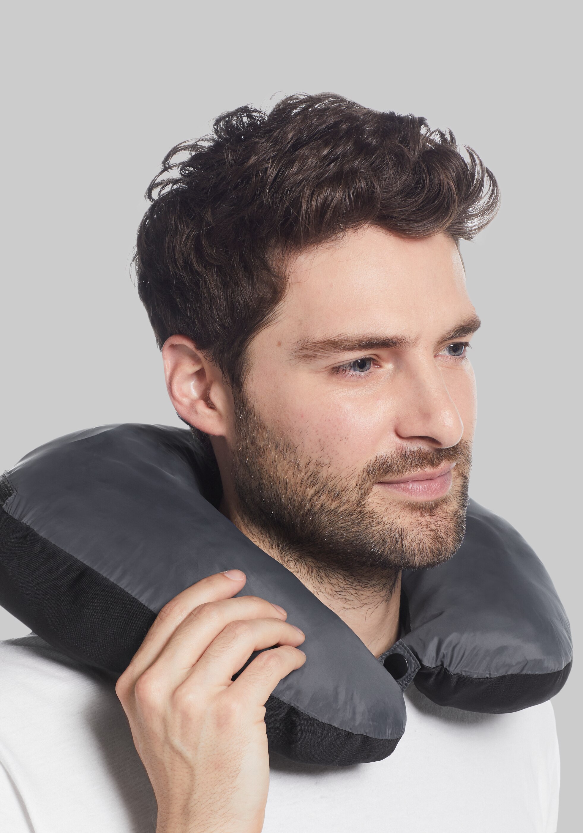 Weatherproof Modern Fit Pillow Pac Puffer Jacket