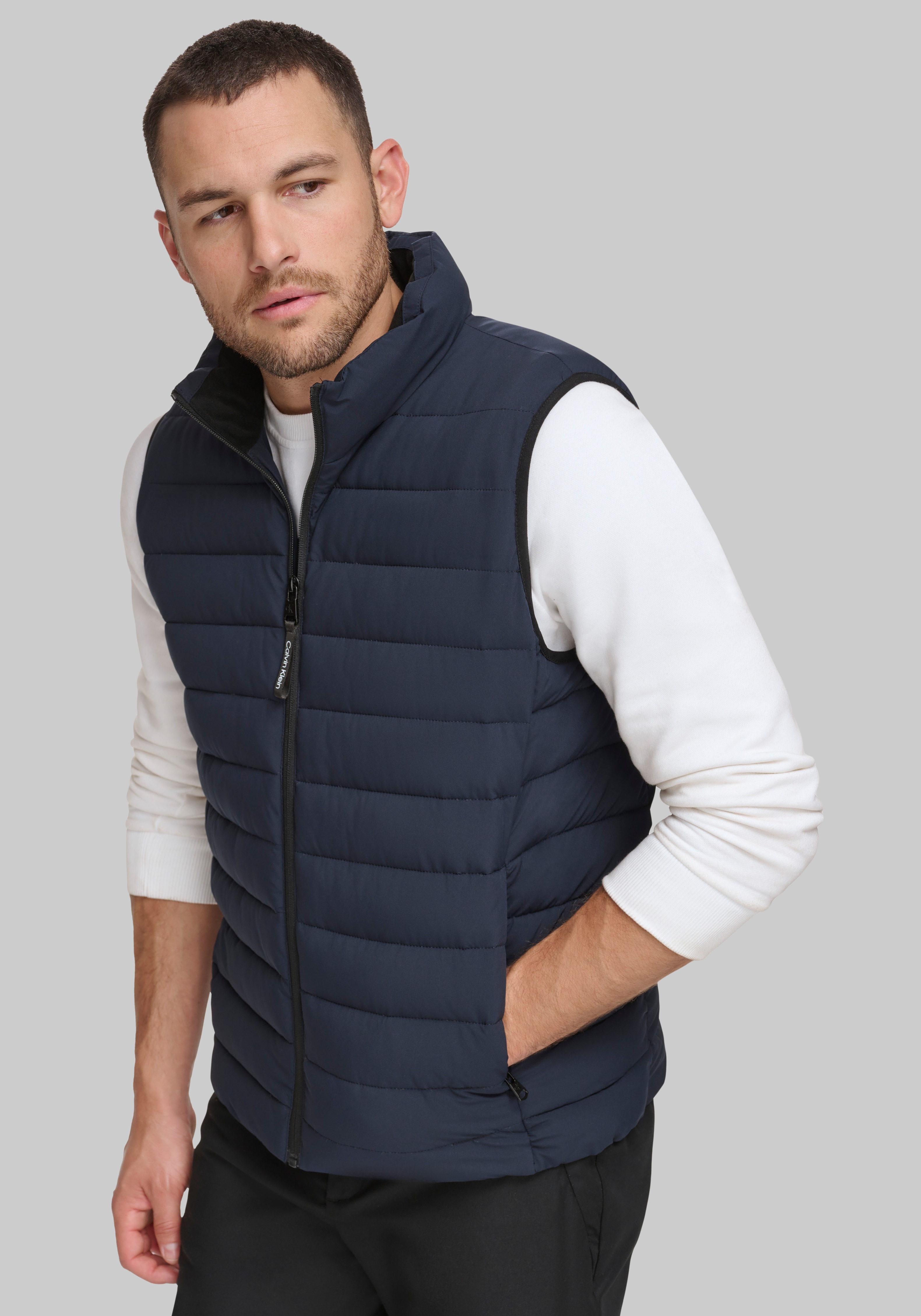 Calvin Klein Tailored Fit Stretch Puffer Vest