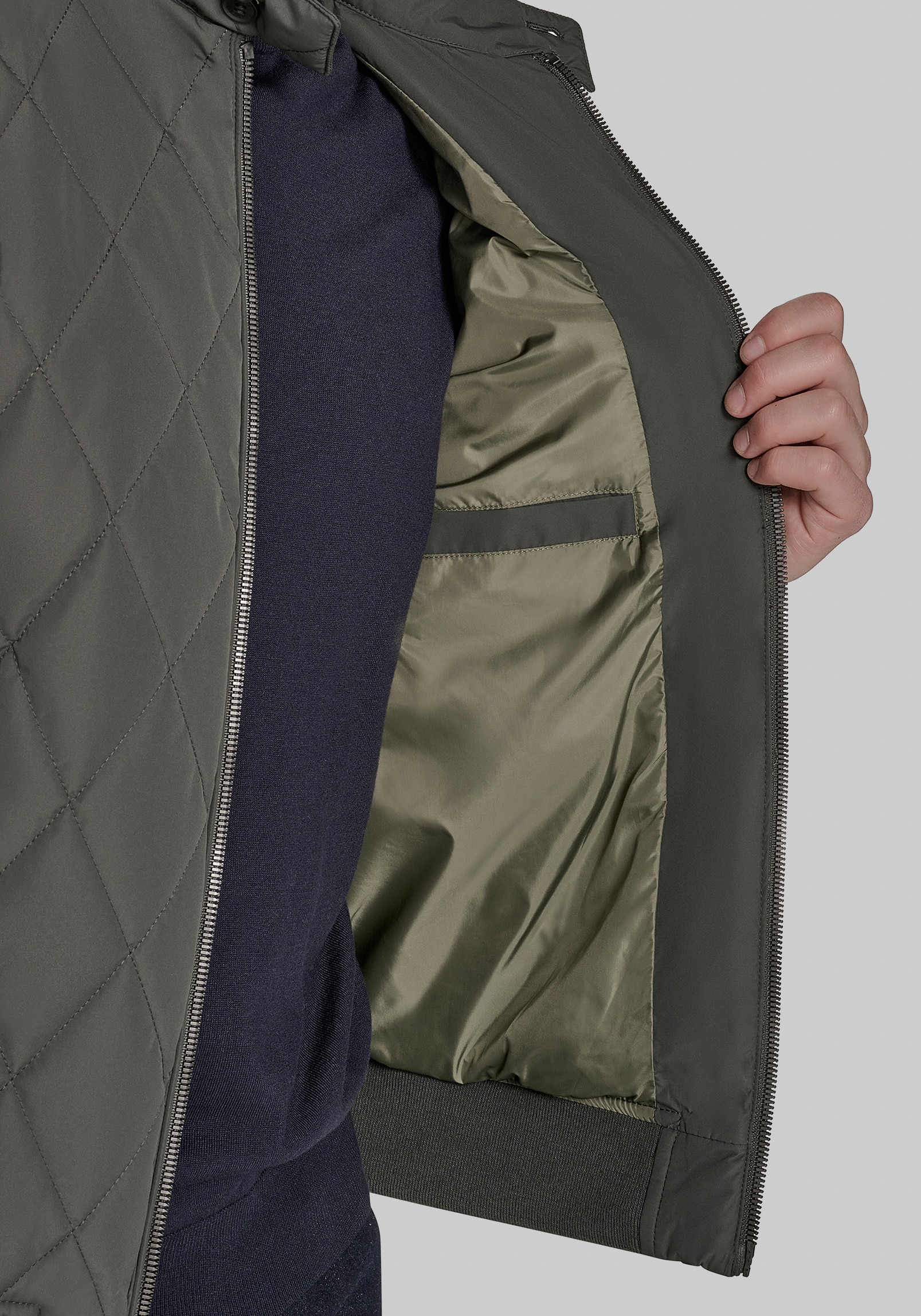 Dockers Traditional Fit Diamond Quilted Bomber Jacket