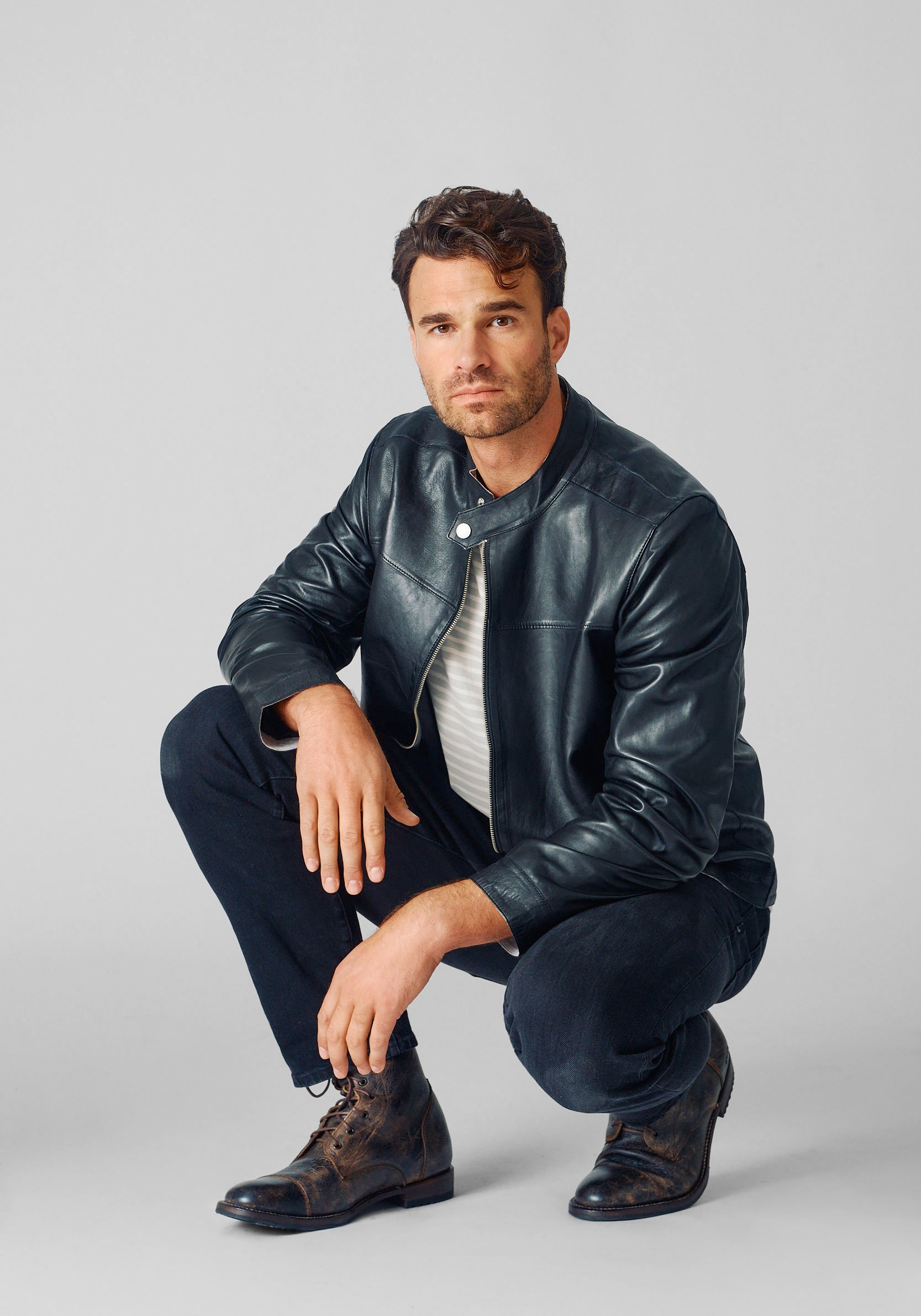 Mauritius Traditional Fit Lightweight Bonded Leather Jacket