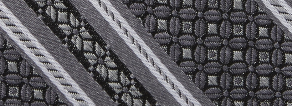 Color Black