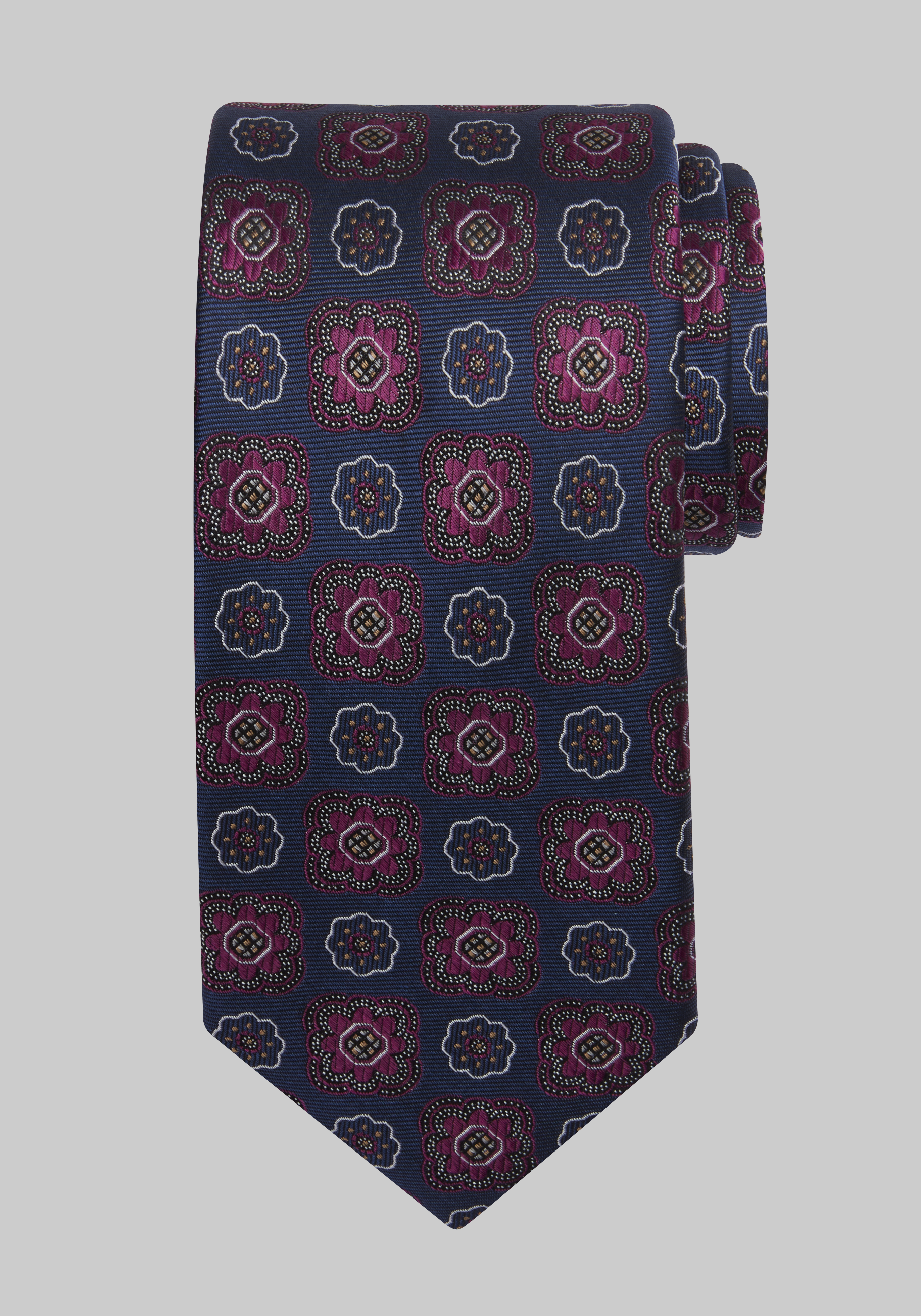 Men's CLEARANCE, Traveler&reg; Collection Halo Medallion Tie CLEARANCE - Jos A Bank
