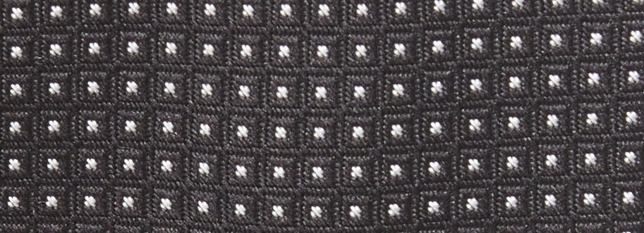 Color Black/White