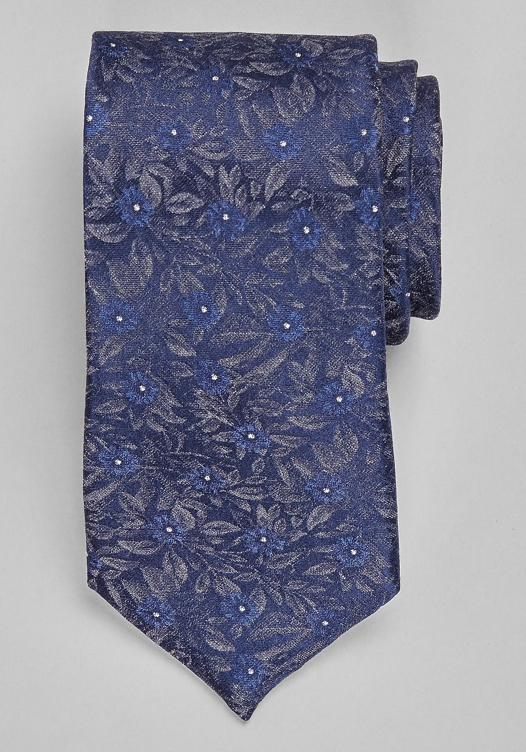 TravelerÂ® Collection Florascura Tie