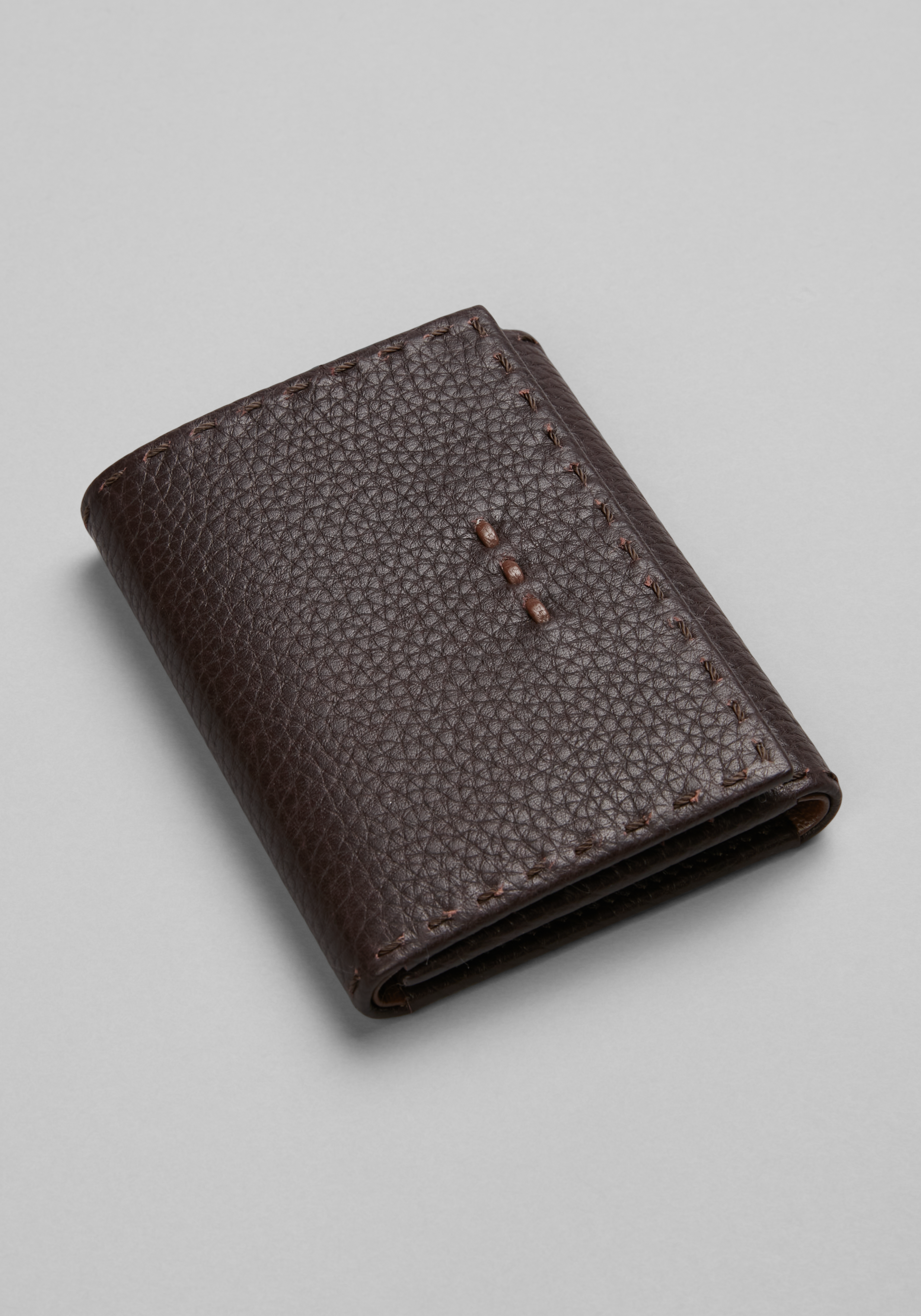 Men's Wallets, Luggage & Travel Bags | Men's Accessories | JoS. A. Bank