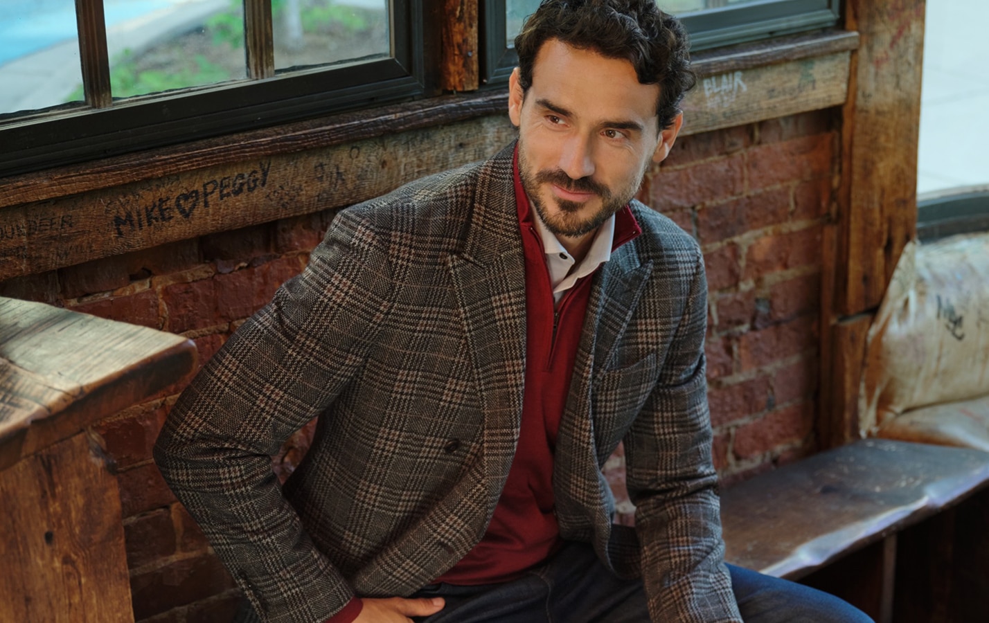 Man wearing a brown sportcoat