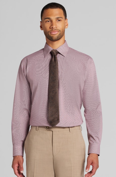 Man wearing a light pink 1905 dress shirt